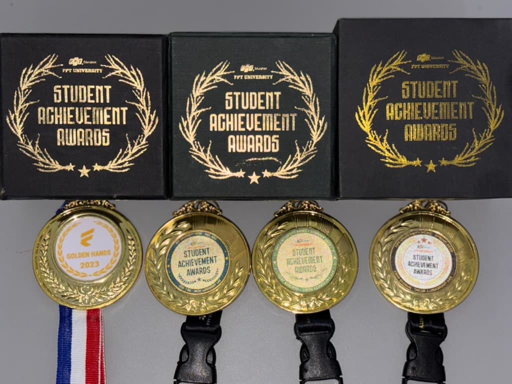 Golden Hand Award